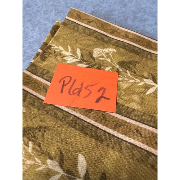 Natural Splendor Cotton Fat Quarter Fabric 18" x 22" Botanical Design By Cynthia - Picture 4 of 5